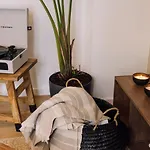 Апартаменти Medan - 1 Bedroom And Parking In Santo Antonio *