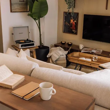 Medan - 1 Bedroom And Parking In Santo Antonio * Lisboa